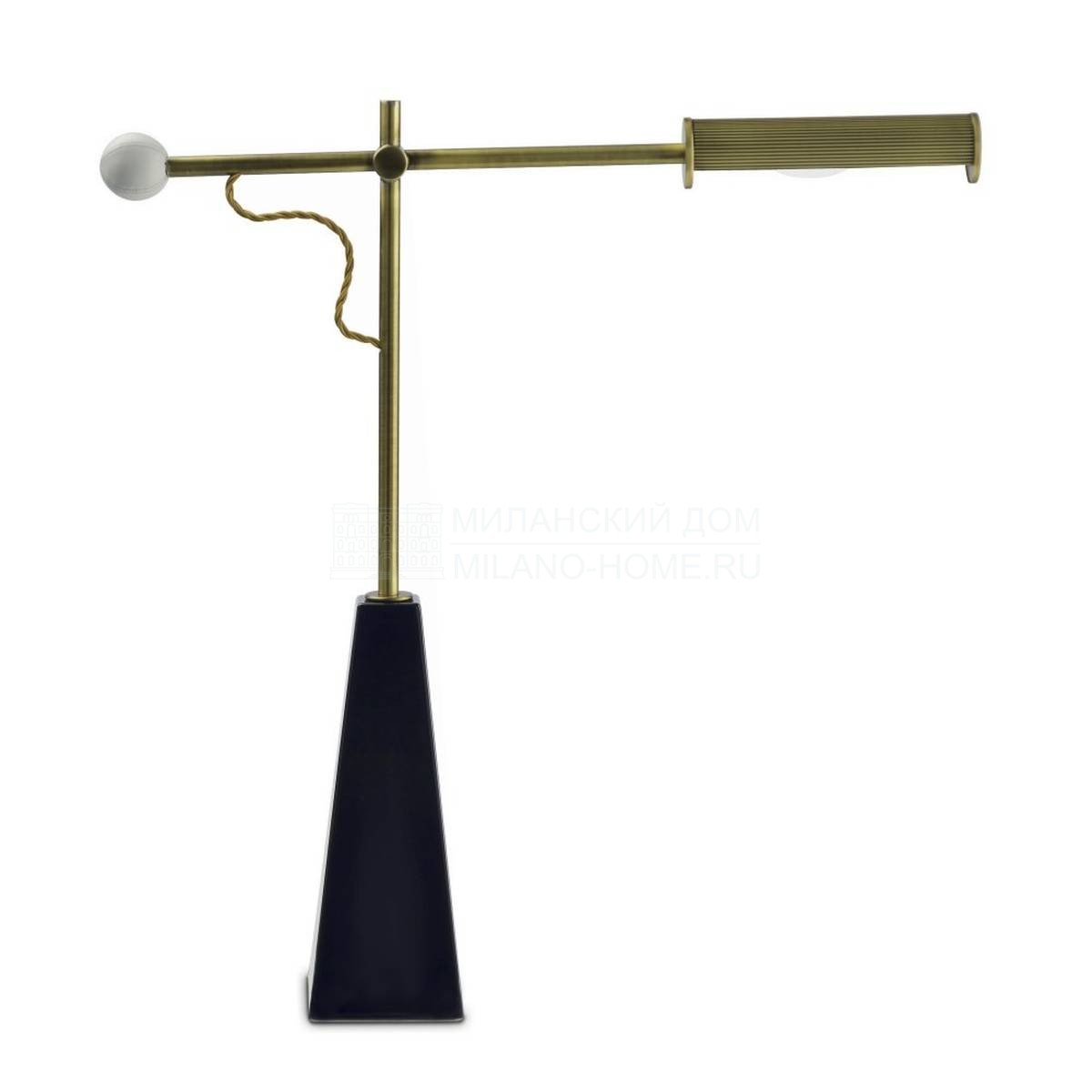 Настольная лампа Goldie C table lamp из Италии фабрики MARIONI