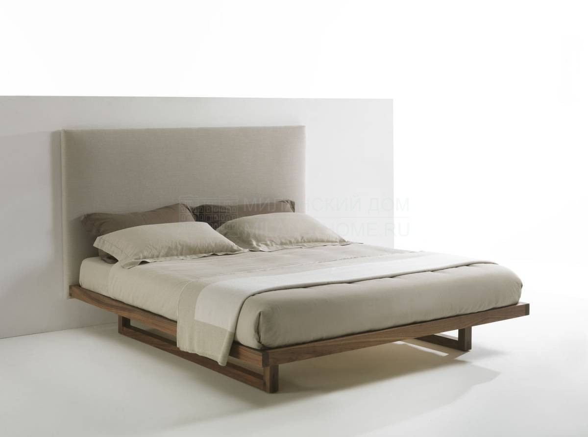 Кровать с мягким изголовьем Bam Bam Soft/bed из Италии фабрики RIVA1920