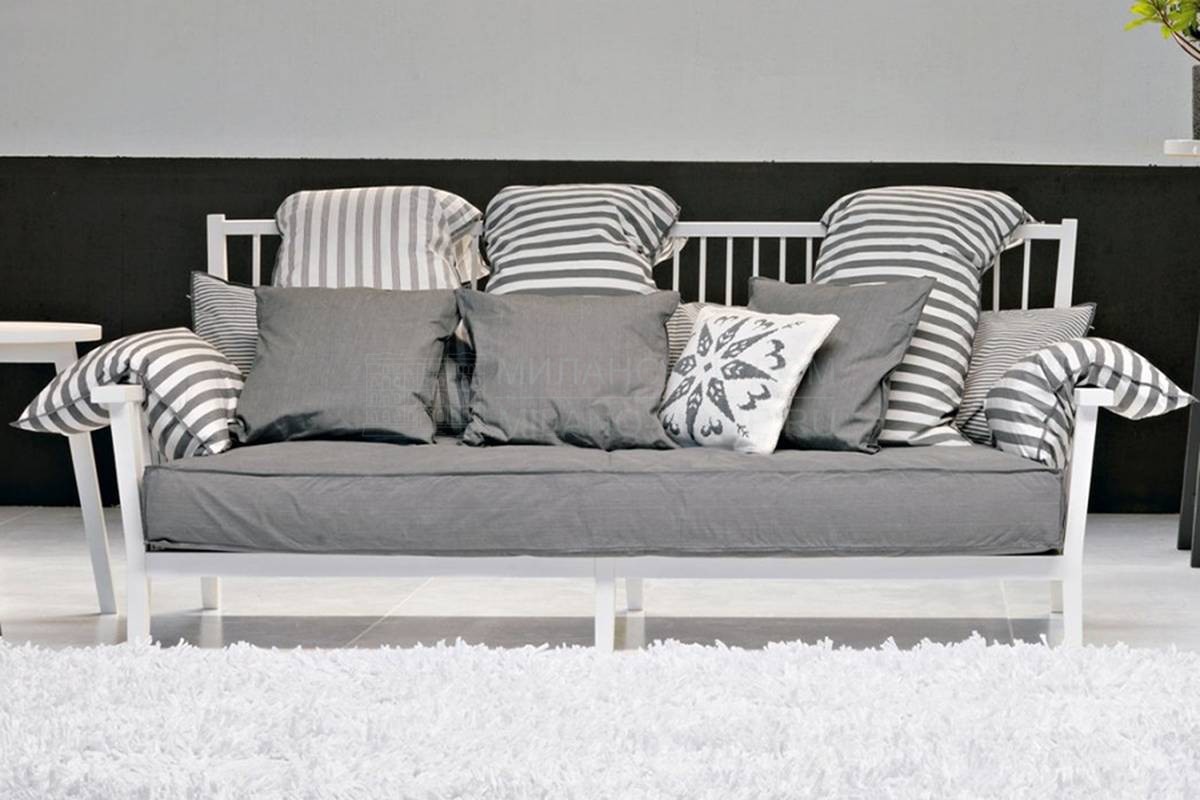 Прямой диван Gray 03 из Италии фабрики GERVASONI
