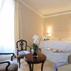 Кровать Grand Hotel Della Posta, Sondrio — фотография 2