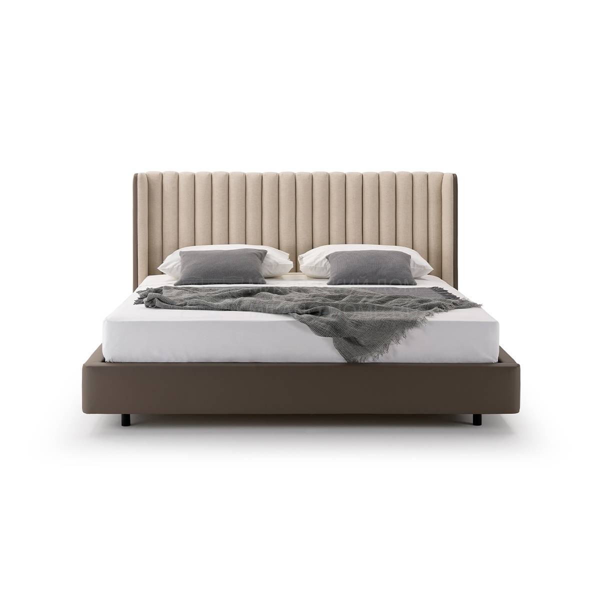 Двуспальная кровать Domus bed из Италии фабрики TURRI