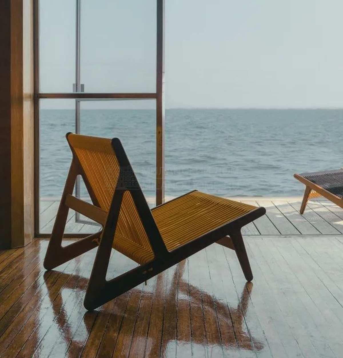 Лаунж кресло MR01 Initial outdoor lounge chair из Дании фабрики GUBI