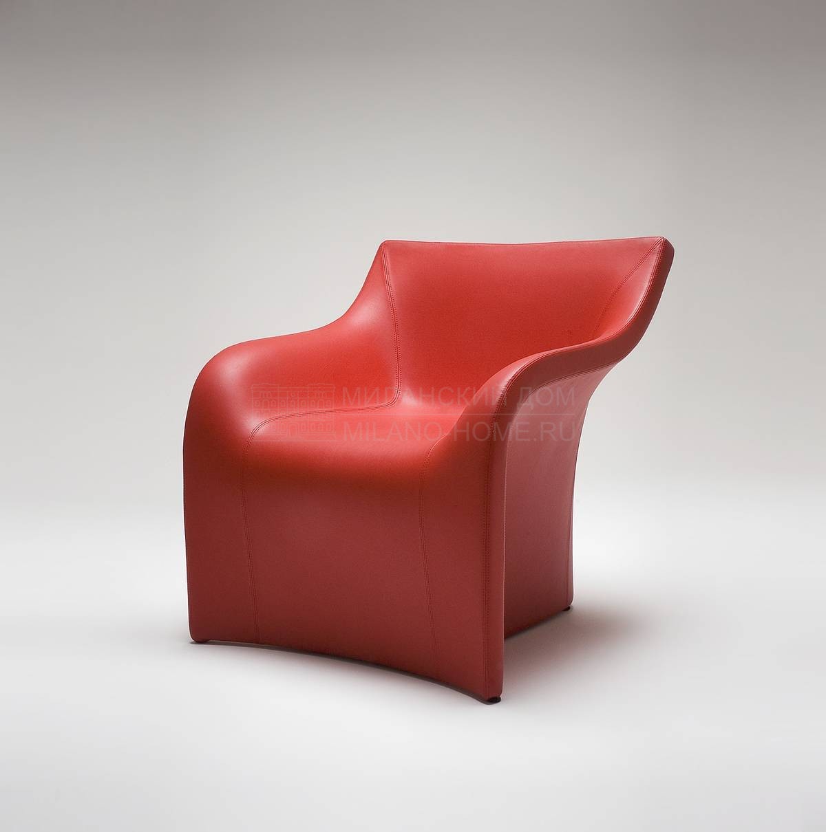 Кожаное кресло Mist armchair из Италии фабрики DOMODINAMICA