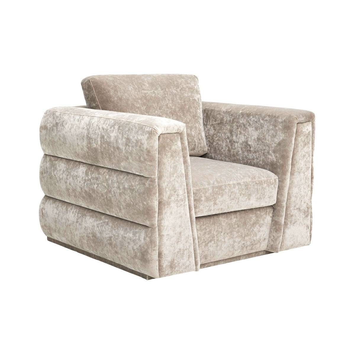 Кресло Cloe armchair из Великобритании фабрики THE SOFA & CHAIR Company