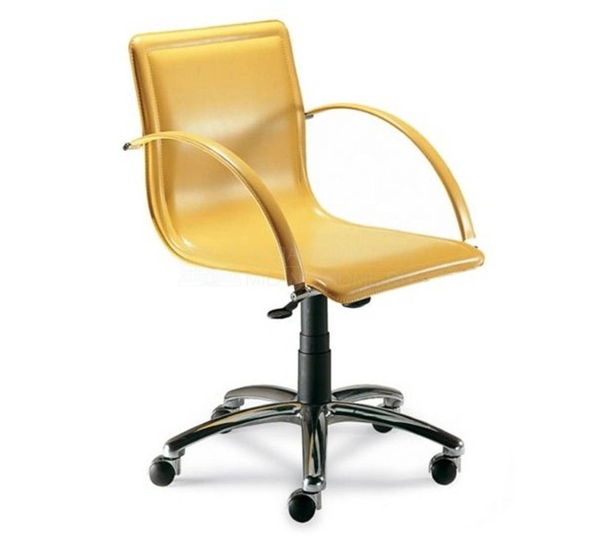 Кожаное кресло Ibiza desk armchair из Франции фабрики ROCHE BOBOIS