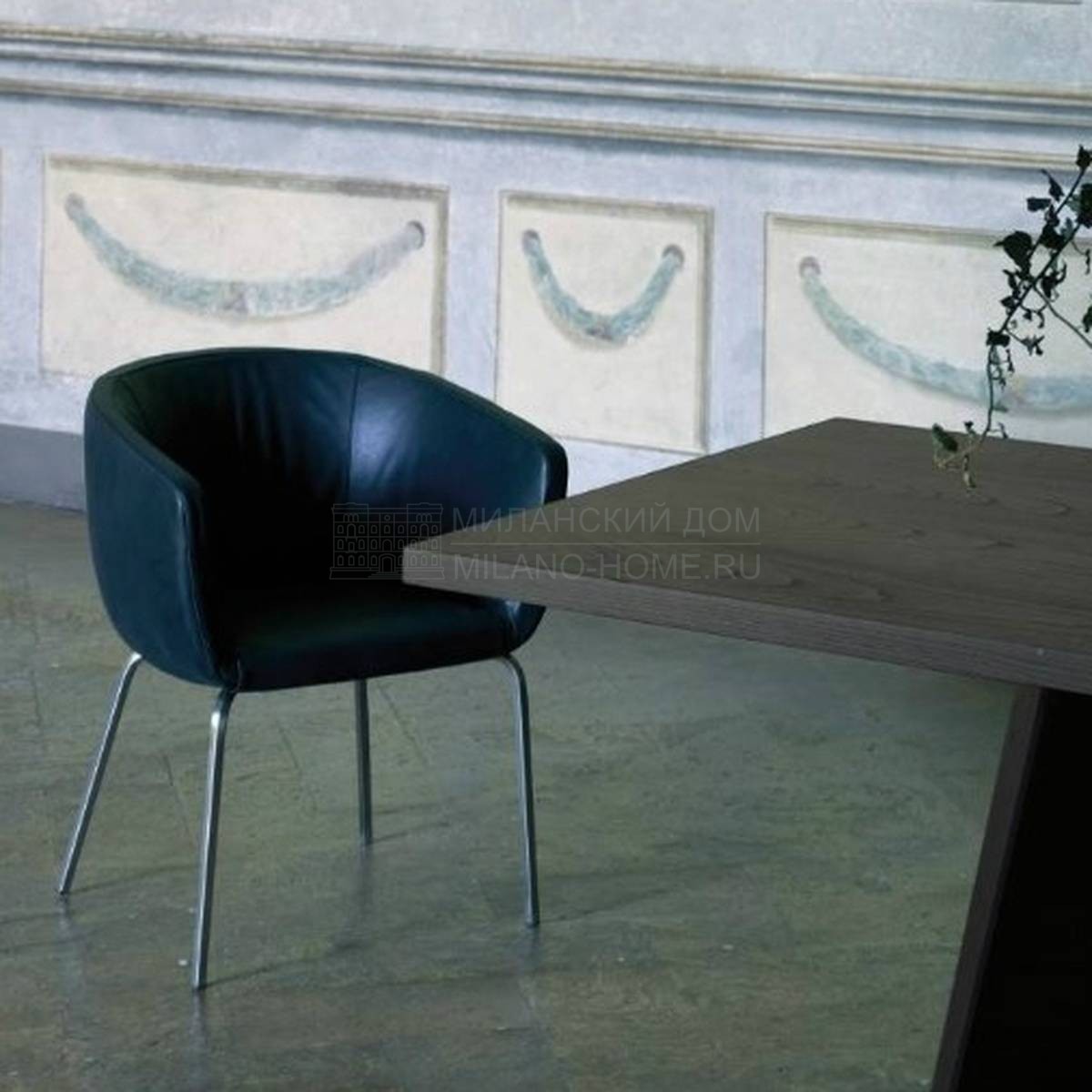 Полукресло Nut chair leather из Италии фабрики LIVING DIVANI