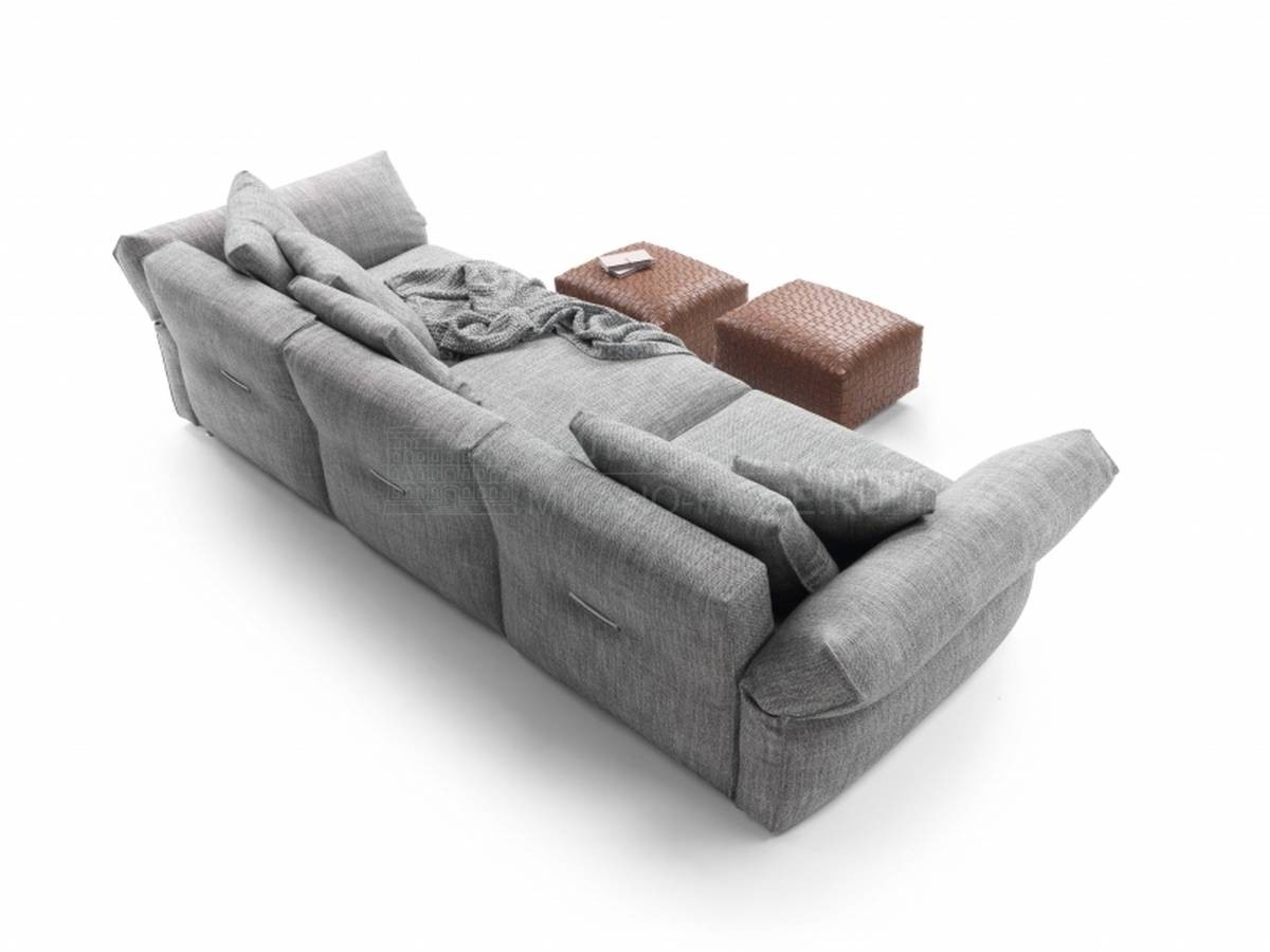 Прямой диван Newbridge straight sofa из Италии фабрики FLEXFORM