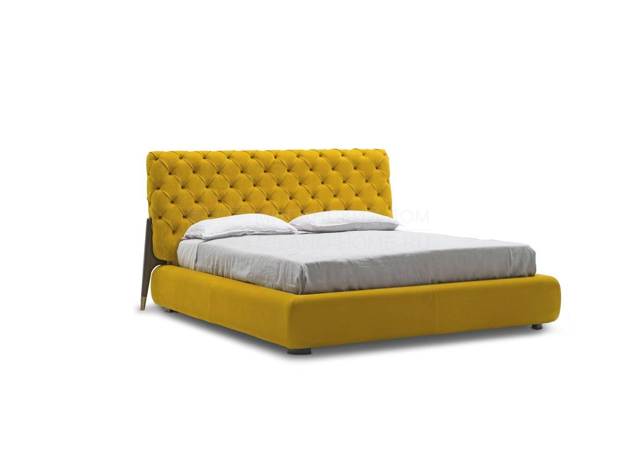 Кровать с мягким изголовьем Chanel bed из Италии фабрики ULIVI