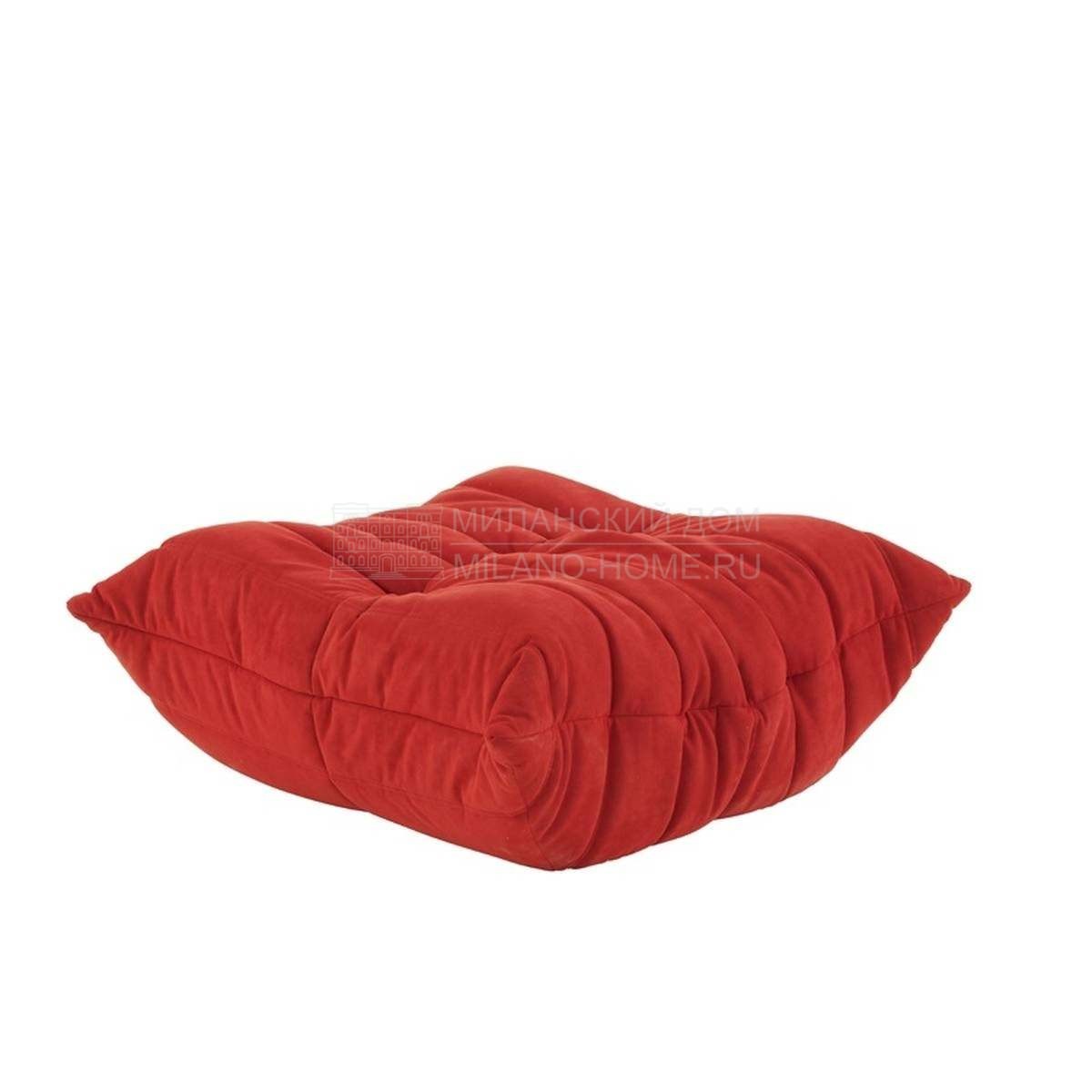 Банкетка или Пуф Togo footstool из Франции фабрики LIGNE ROSET