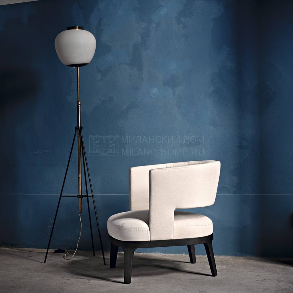 Круглое кресло Astrid/ armchair из Италии фабрики FLEXFORM