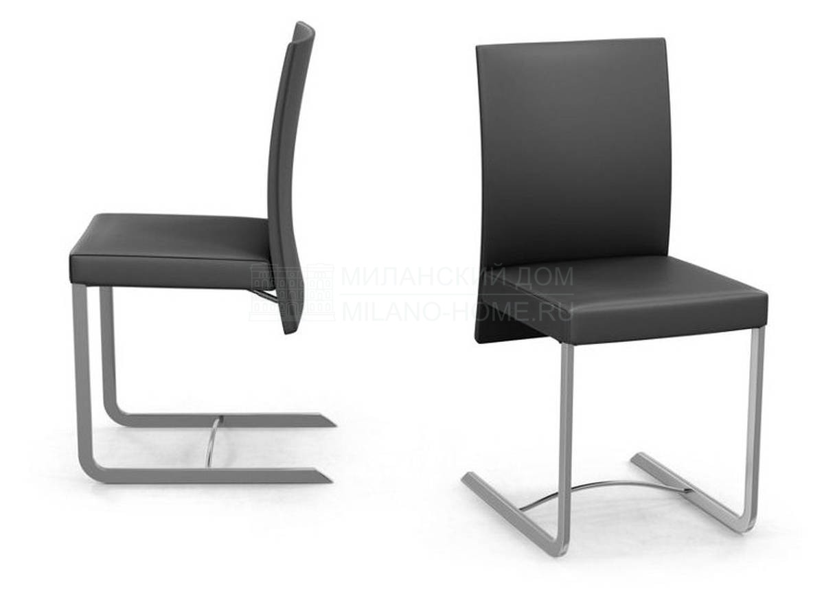 Кожаный стул Amplitude chair из Франции фабрики ROCHE BOBOIS