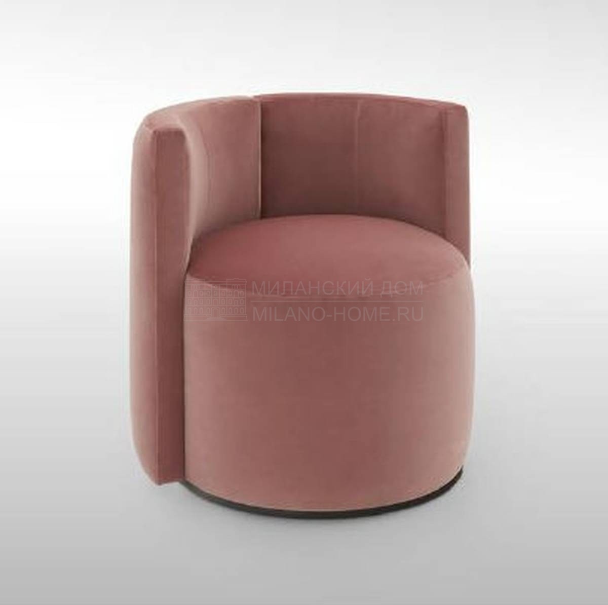 Кресло Loulou armchair из Италии фабрики FENDI Casa