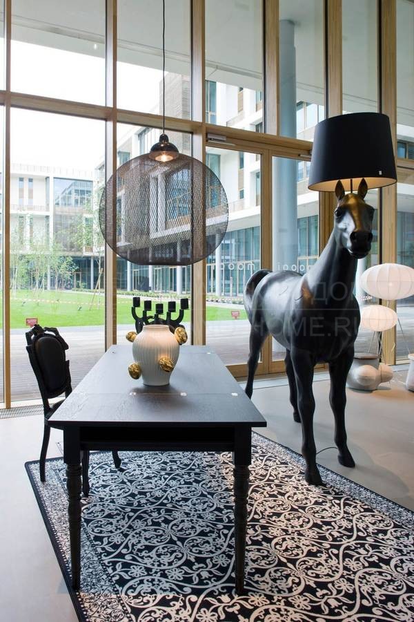 Торшер Horse Lamp из Голландии фабрики MOOOI
