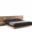 Кровать с деревянным изголовьем Rialto Bed — фотография 4
