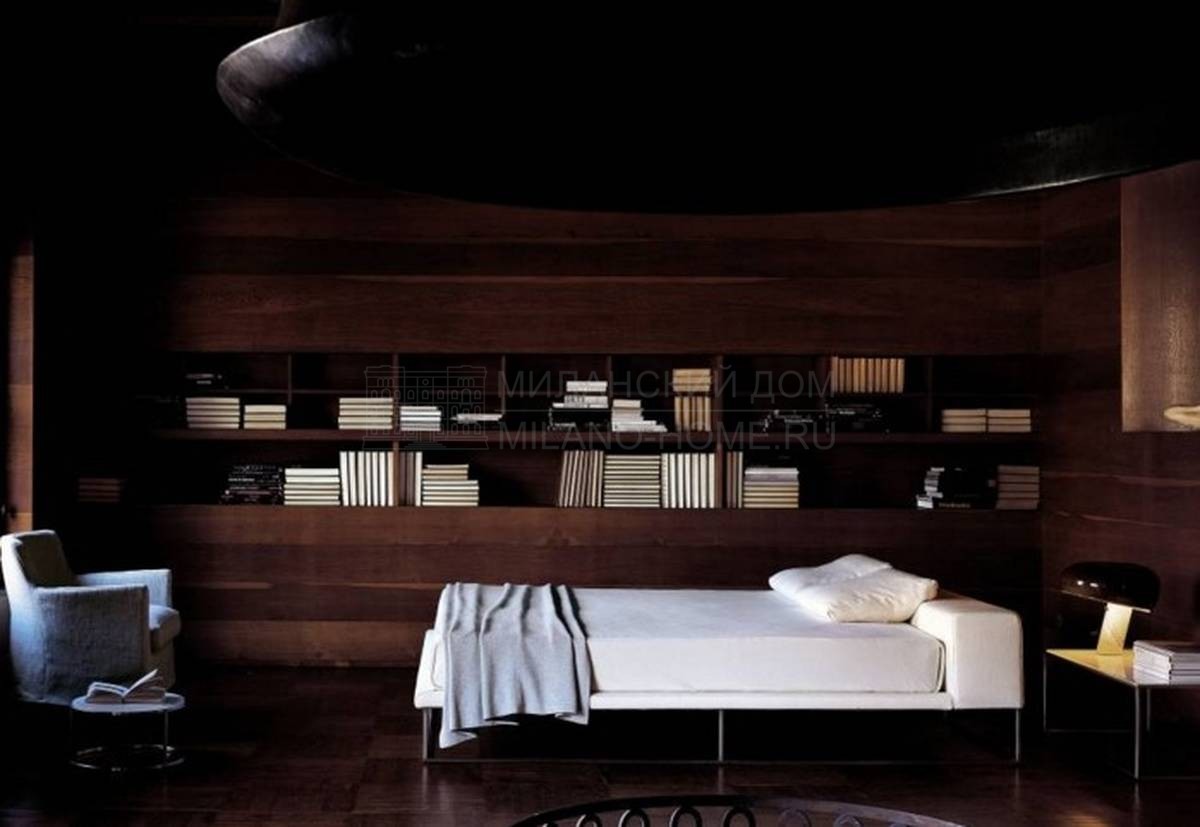 Кровать с мягким изголовьем Lie bed из Италии фабрики LIVING DIVANI