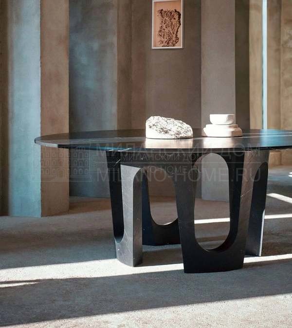 Обеденный стол Arches dining table из Италии фабрики FENDI Casa