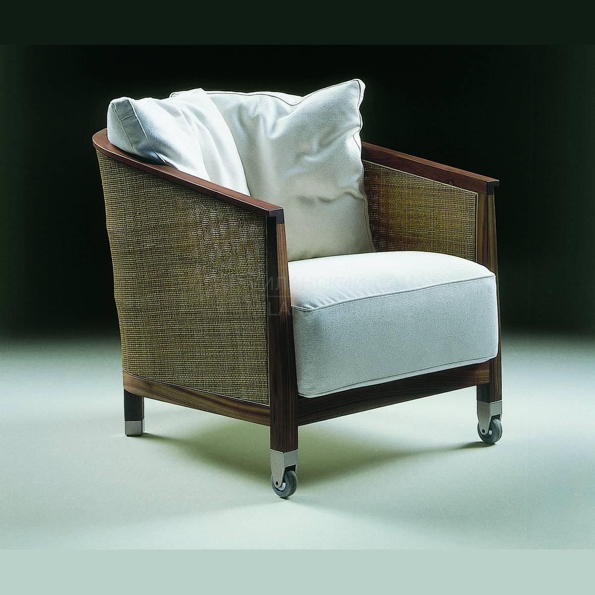 Круглое кресло Mozart/ armchair из Италии фабрики FLEXFORM
