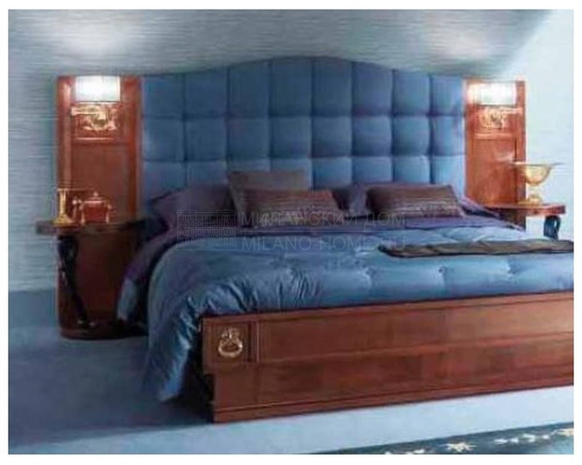Кровать с мягким изголовьем Cigno Nero 29.353 из Италии фабрики BAMAX