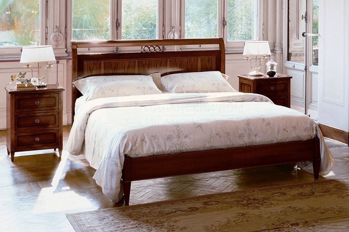 Кровать с деревянным изголовьем Art. 200.03 200.02 из Италии фабрики MINOTTI COLLEZIONI