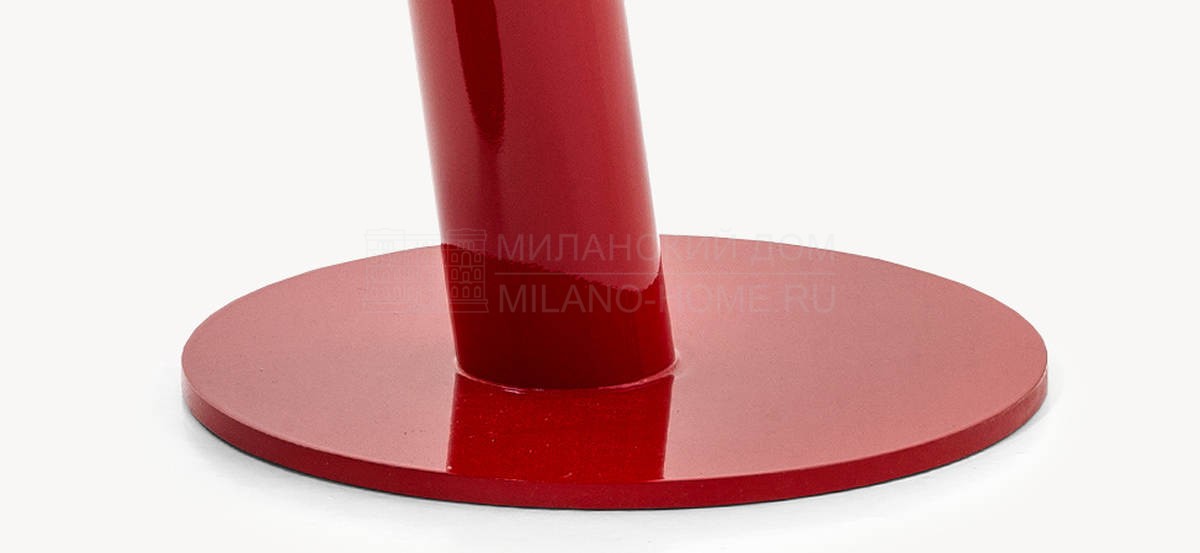 Стол на одной ножке Pipe coffee table из Италии фабрики MOROSO