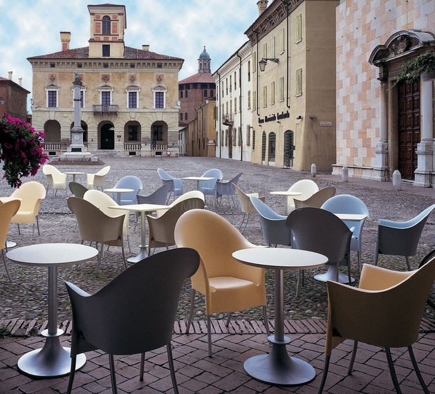 Круглый стол Lord yi round table из Италии фабрики DRIADE