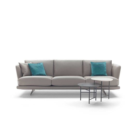 Кожаный диван Clipper leather из Италии фабрики GIULIO MARELLI