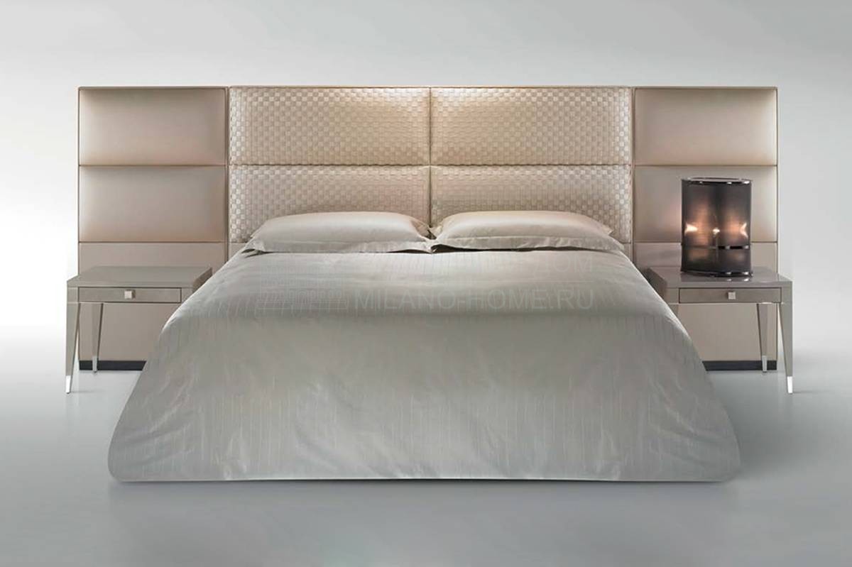 Кровать с мягким изголовьем Regent  из Италии фабрики FENDI Casa