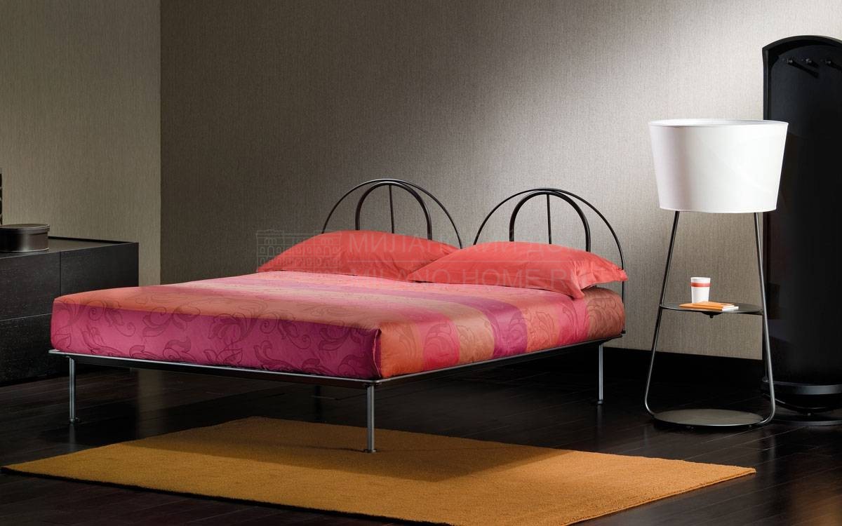 Кованая кровать Tapetto Volante LL2D BBVD из Италии фабрики FLOU