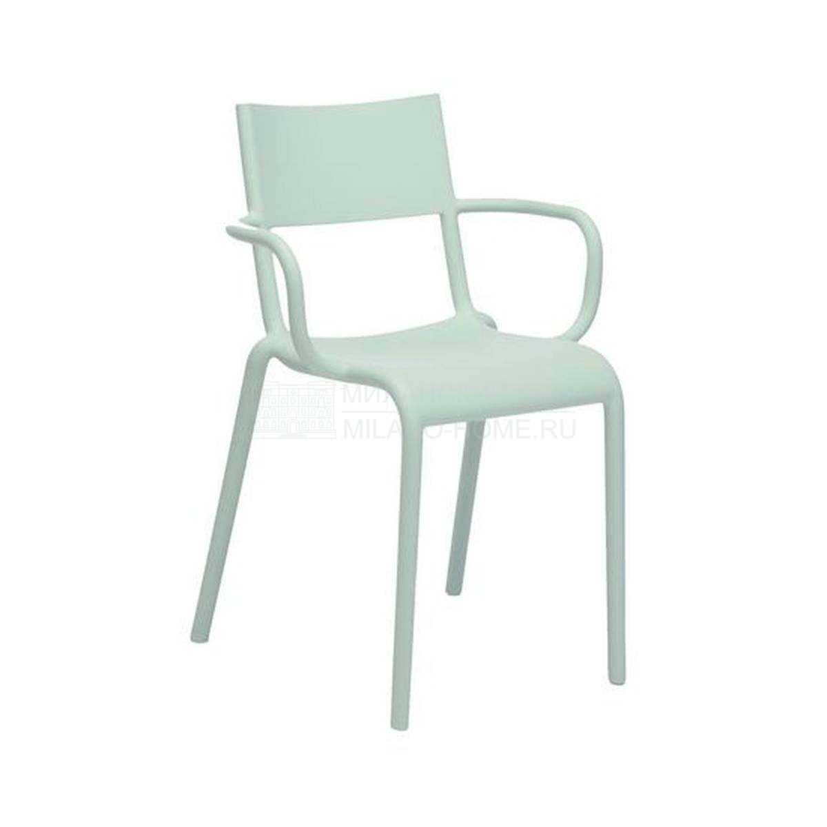 Полукресло Generic chair из Италии фабрики KARTELL