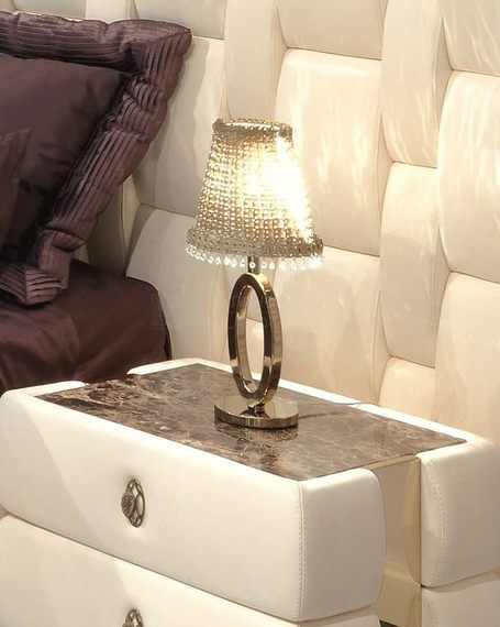 Настольная лампа Egg из Италии фабрики IPE CAVALLI VISIONNAIRE