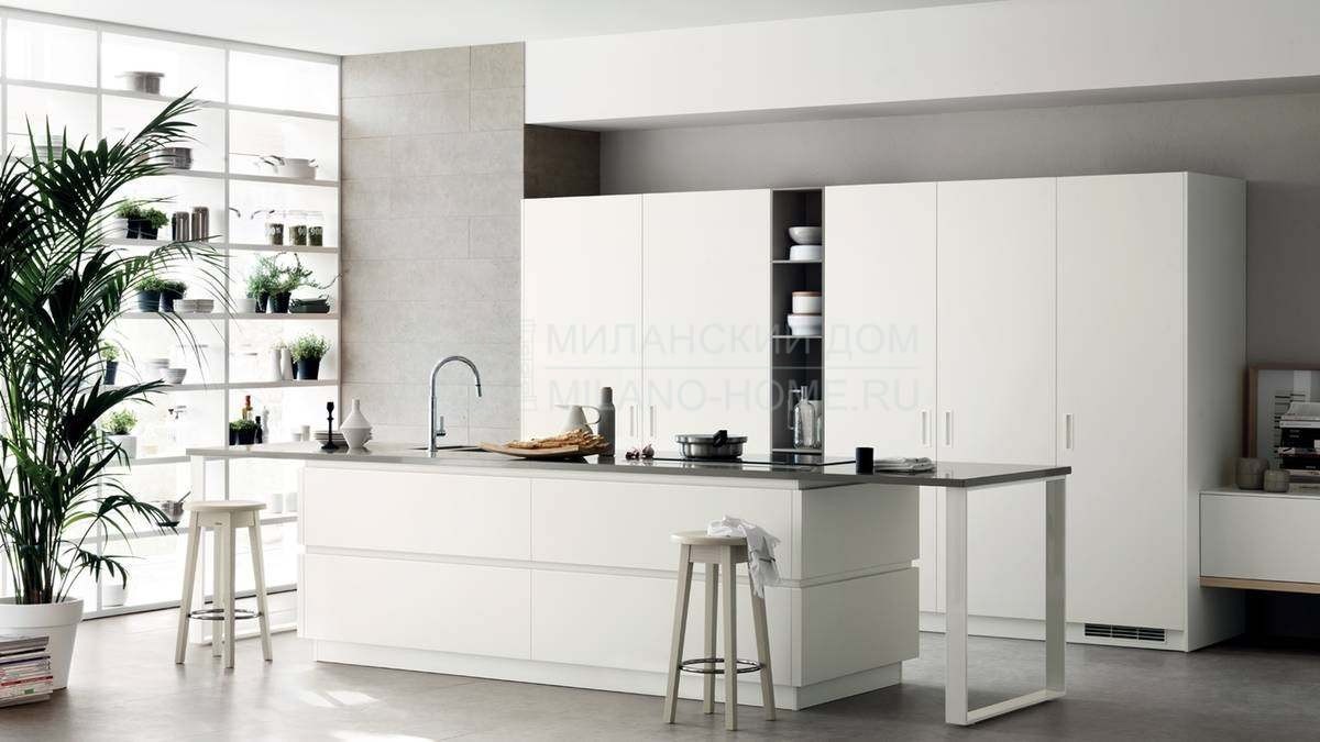 Кухня с островом Foodshelf White из Италии фабрики SCAVOLINI