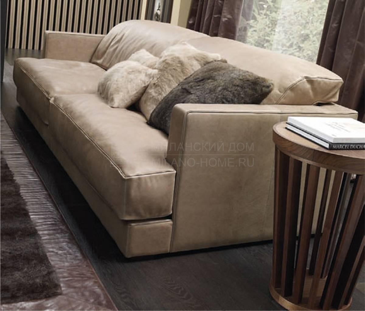 Прямой диван Pacha Sofa из Италии фабрики ULIVI