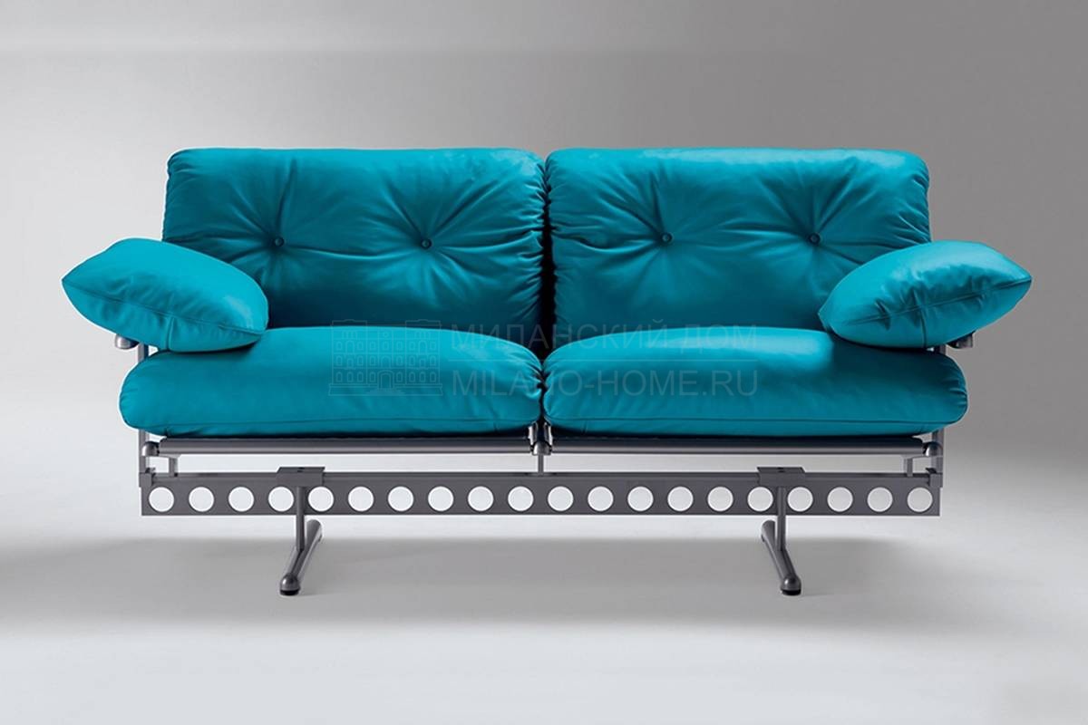 Прямой диван Ouverture из Италии фабрики POLTRONA FRAU