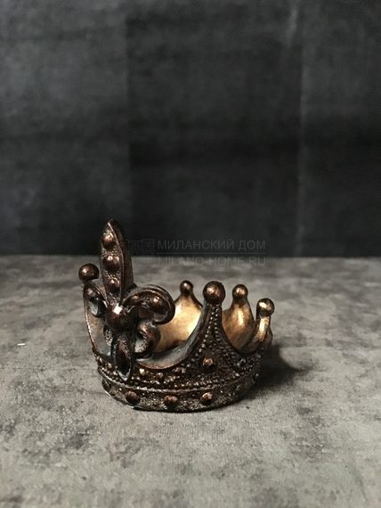 Статуэтка Small Gold Crown/1494 из Франции фабрики LABYRINTHE INTERIORS