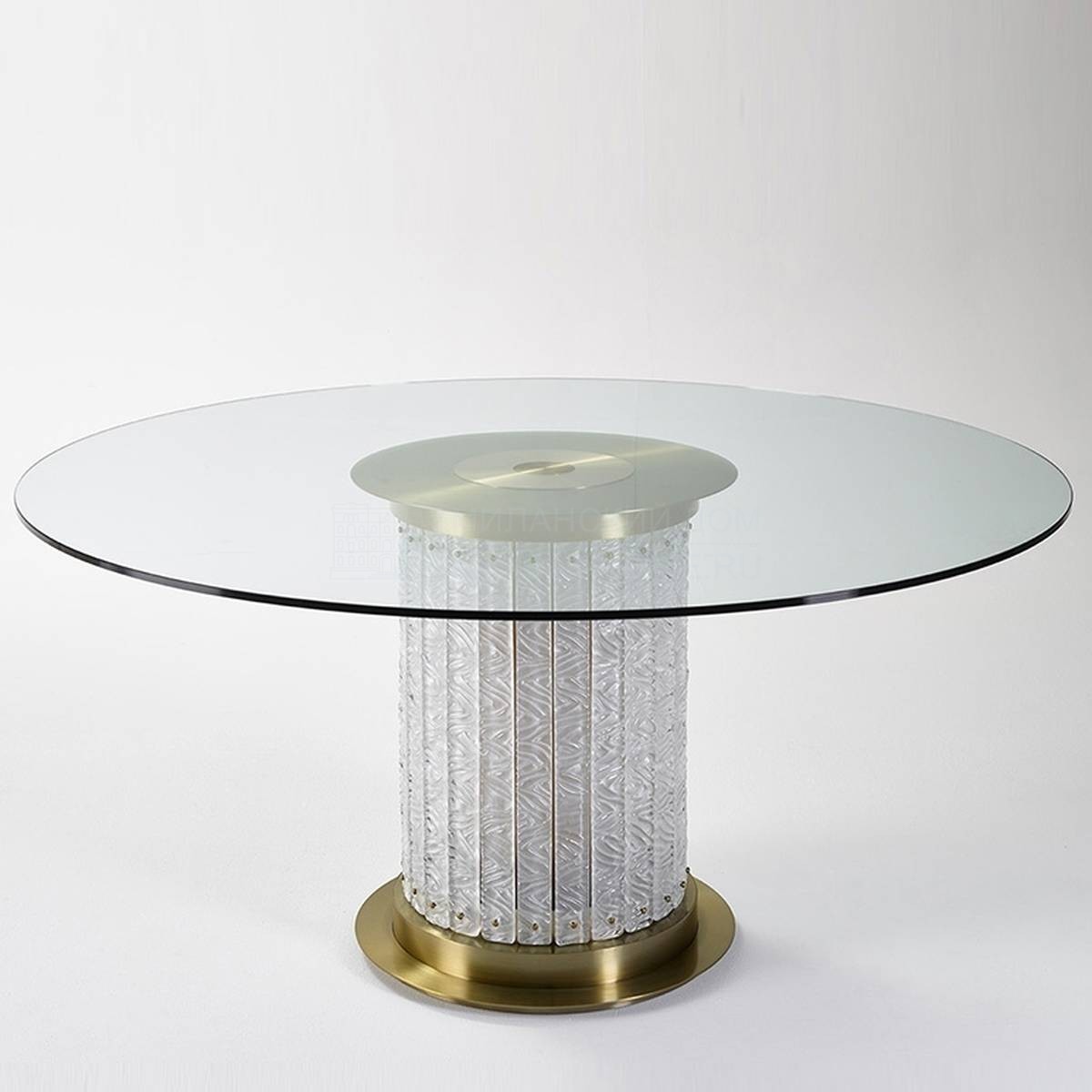 Круглый стол Howard round table из Италии фабрики MARIONI