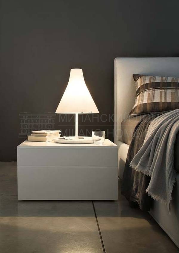 Кровать с мягким изголовьем Camille/bed из Италии фабрики LEMA