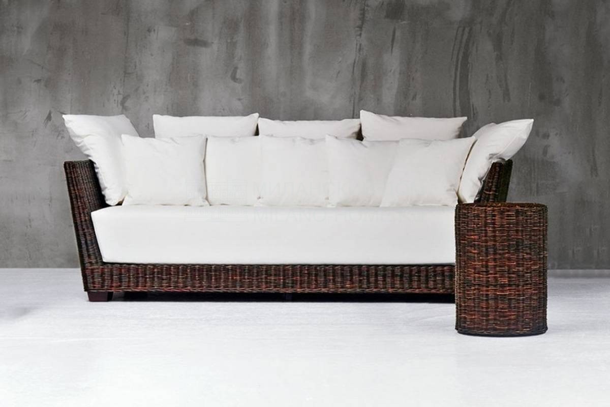 Прямой диван Black 03 из Италии фабрики GERVASONI