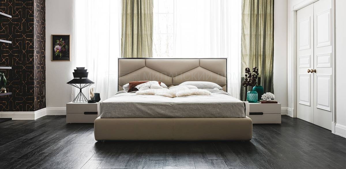 Кровать с мягким изголовьем Edward bed из Италии фабрики CATTELAN ITALIA