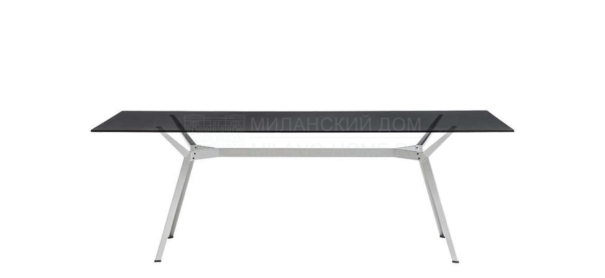Обеденный стол Pylon table из Италии фабрики MOROSO