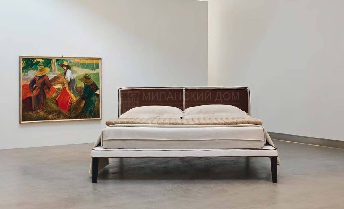 Кровать с мягким изголовьем Capri/bed из Италии фабрики ORIZZONTI