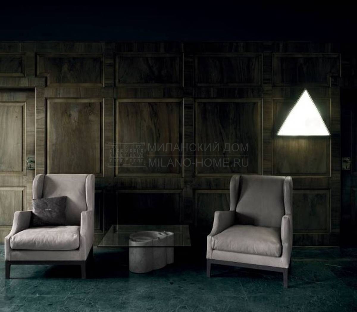 Каминное кресло Chauffeuse armchair leather из Италии фабрики LIVING DIVANI