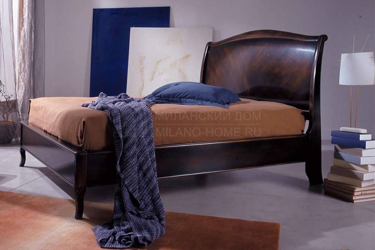 Кровать с деревянным изголовьем Art. B32 из Италии фабрики BORDIGNON Camillo