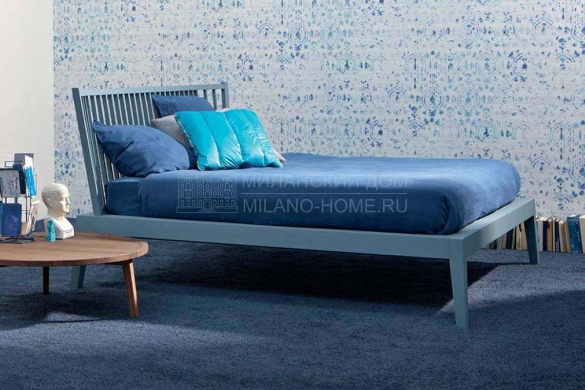 Кровать с деревянным изголовьем Gray 77 77I из Италии фабрики GERVASONI Кровать с деревянным изголовьем Gray 77 77I из Италии фабрики GERVASONI