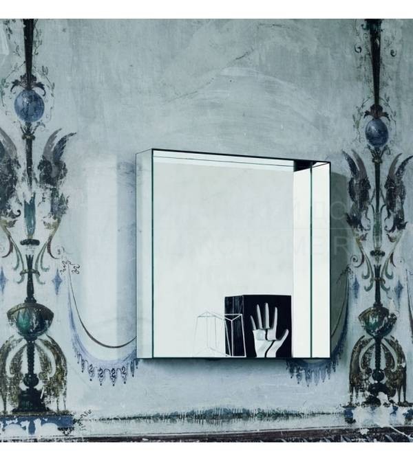 Зеркало настенное Mirror Mirror из Италии фабрики GLAS ITALIA