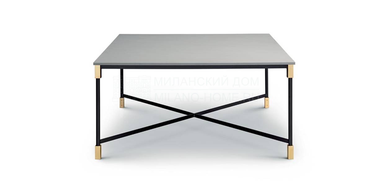 Обеденный стол Match dining table из Италии фабрики ARFLEX