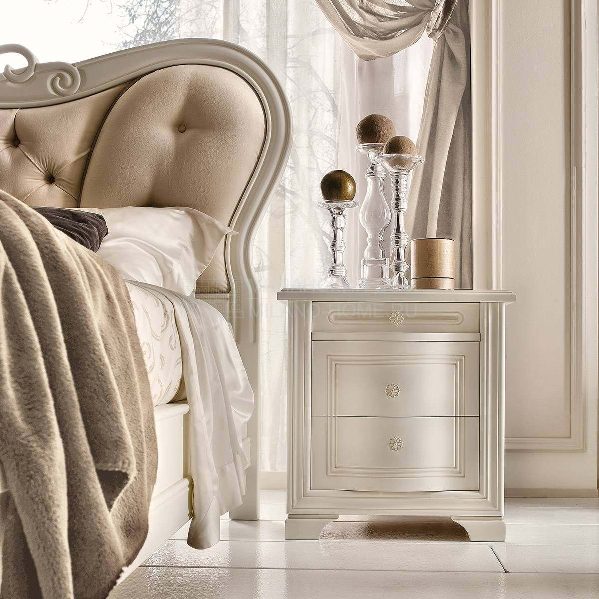 Тумбочка GEMMA NIGHTSTAND из Италии фабрики FERRETTI & FERRETTI