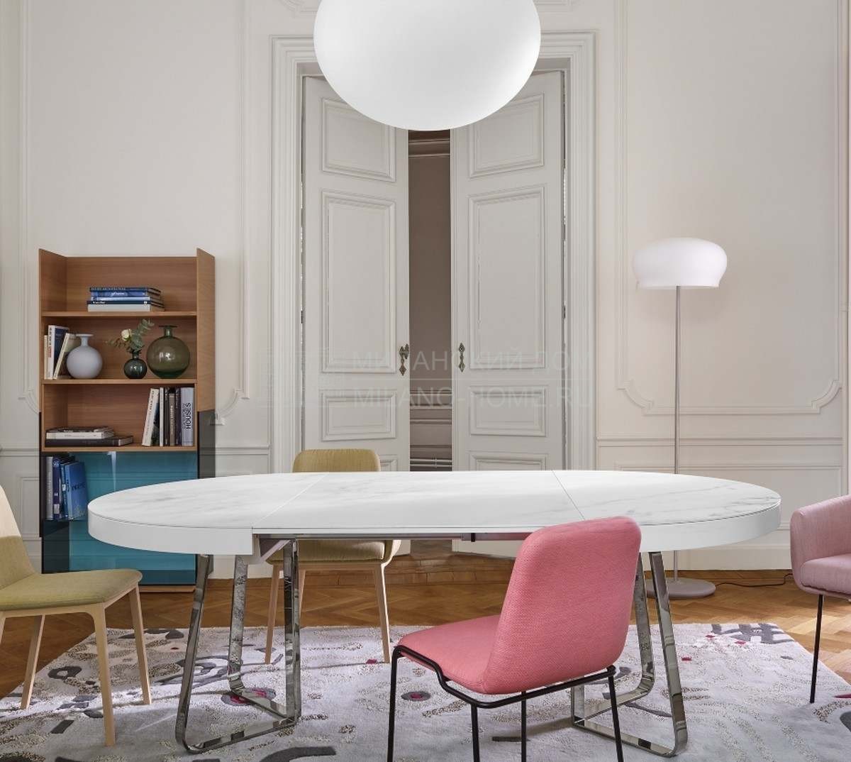 Обеденный стол Ava из Франции фабрики LIGNE ROSET Обеденный стол Ava из Франции фабрики LIGNE ROSET