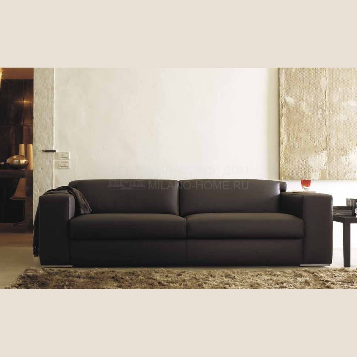 Прямой диван Richmond/sofa из Италии фабрики GIULIO MARELLI