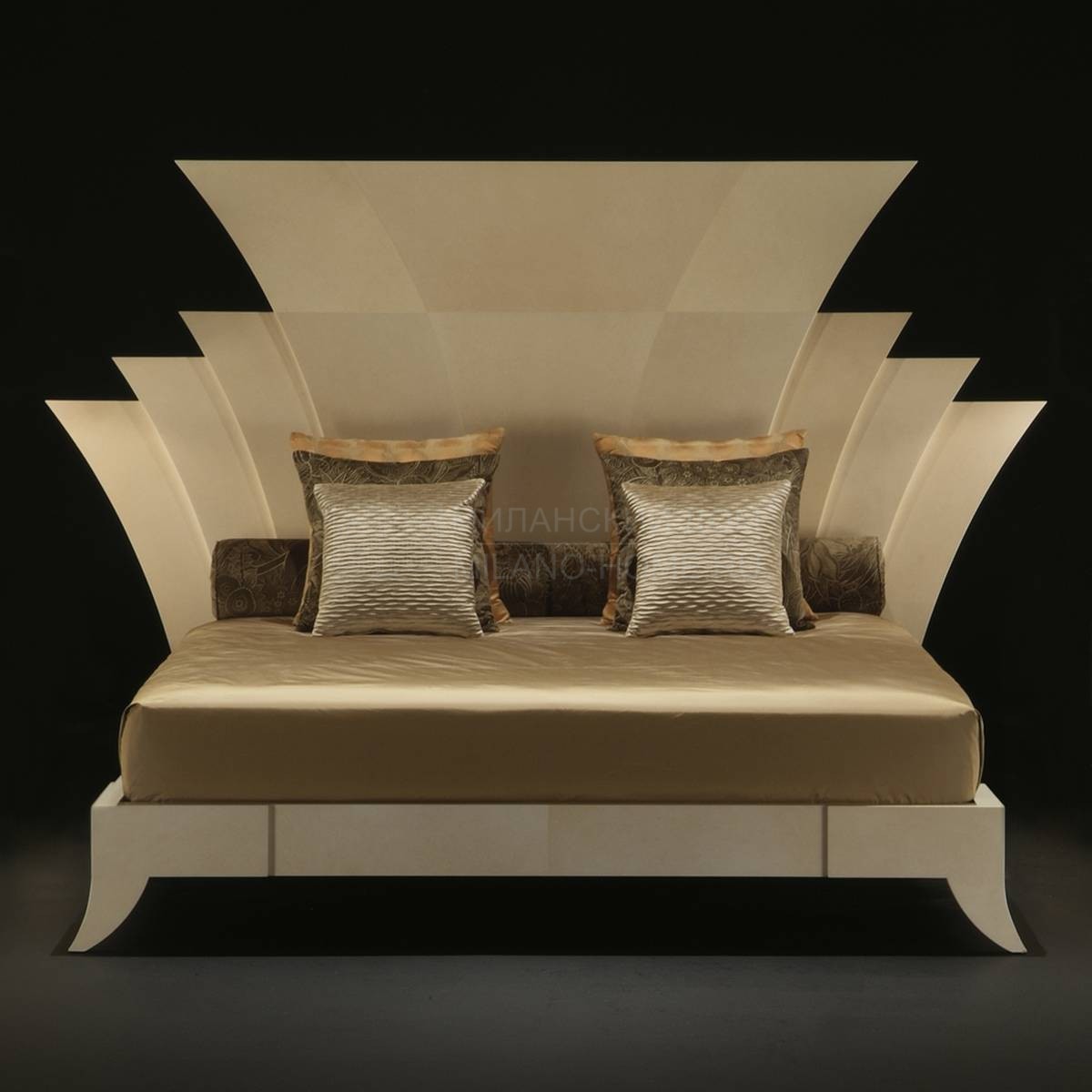 Кровать с деревянным изголовьем 3214 из Италии фабрики TURA