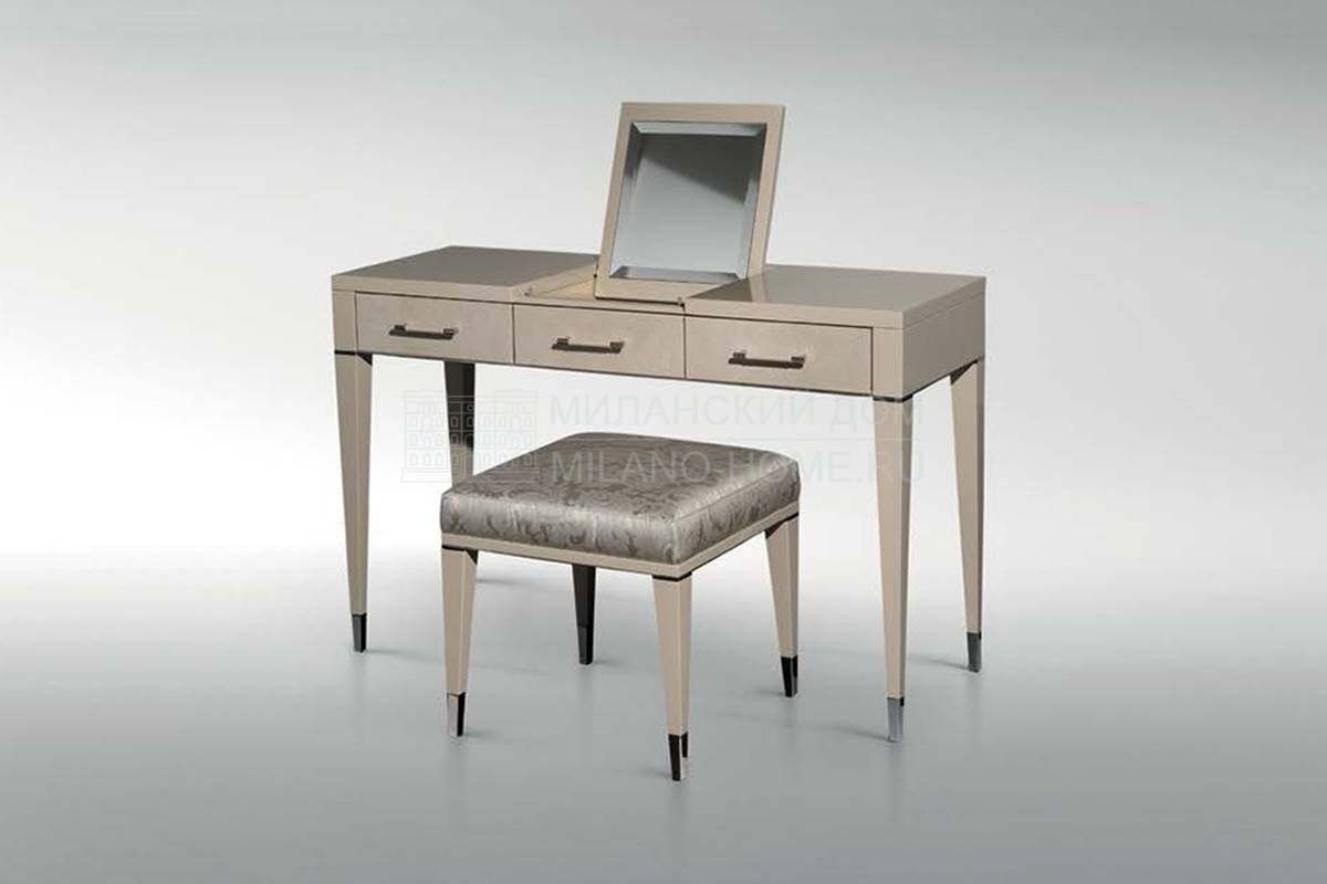 Туалетный столик Dedalo lady desk из Италии фабрики FENDI Casa